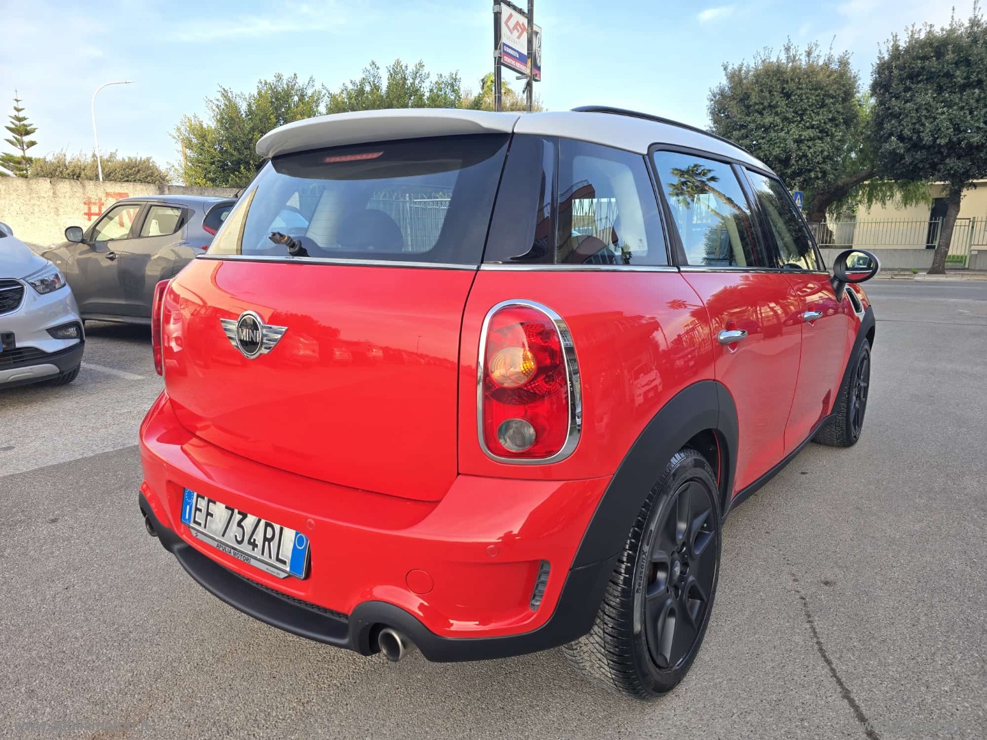 Mini Cooper S Countryman ALL4 - immagine 6