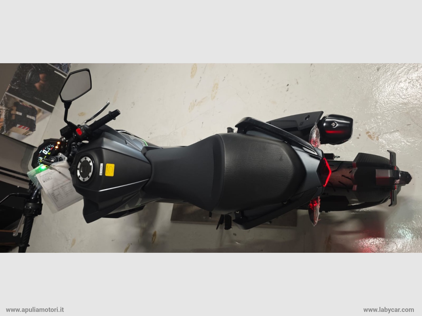 NH-X 125 - immagine 6