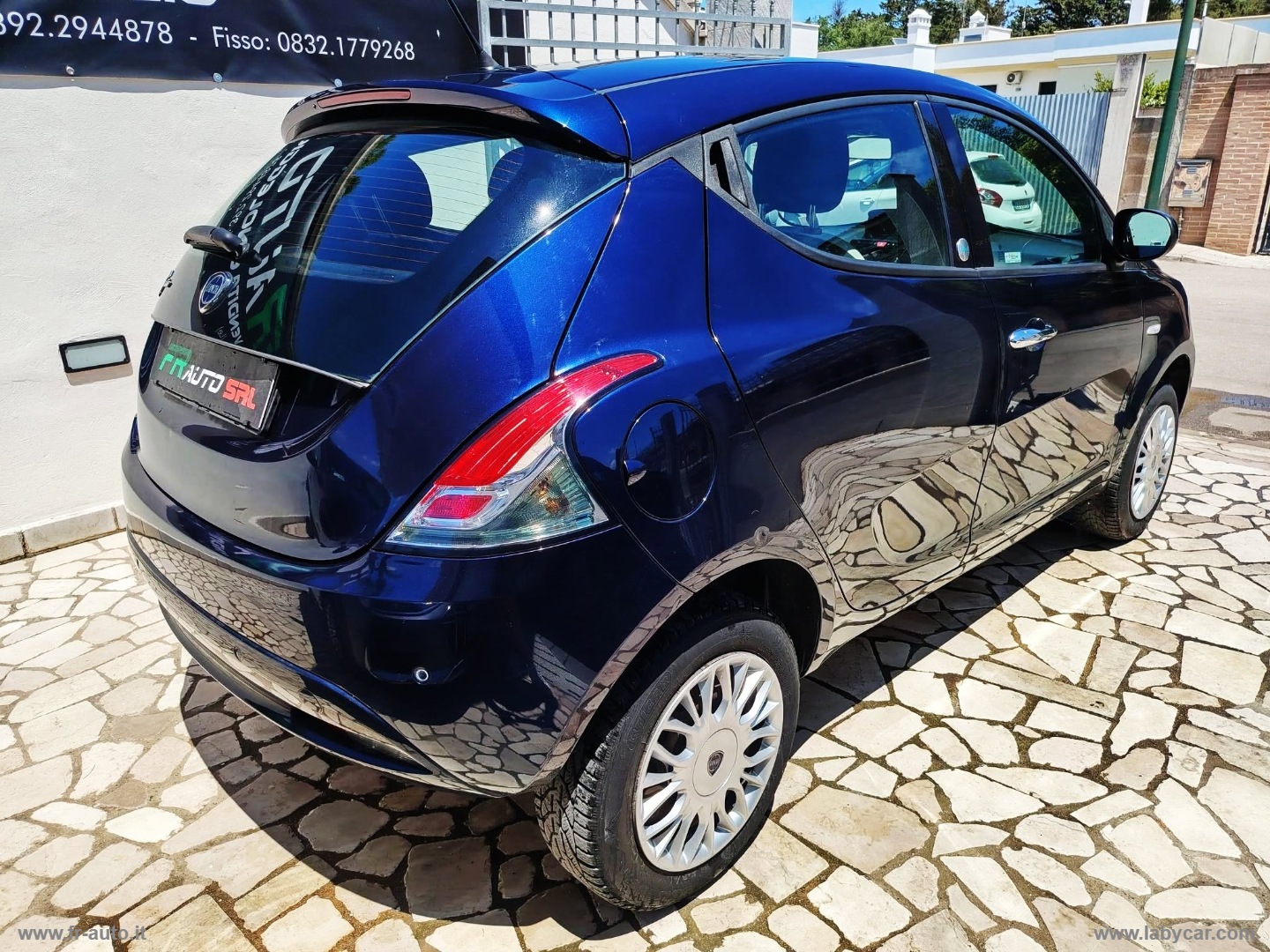 Ypsilon 1.2 69 CV 5p. GPL Ecochic Mya - immagine 6