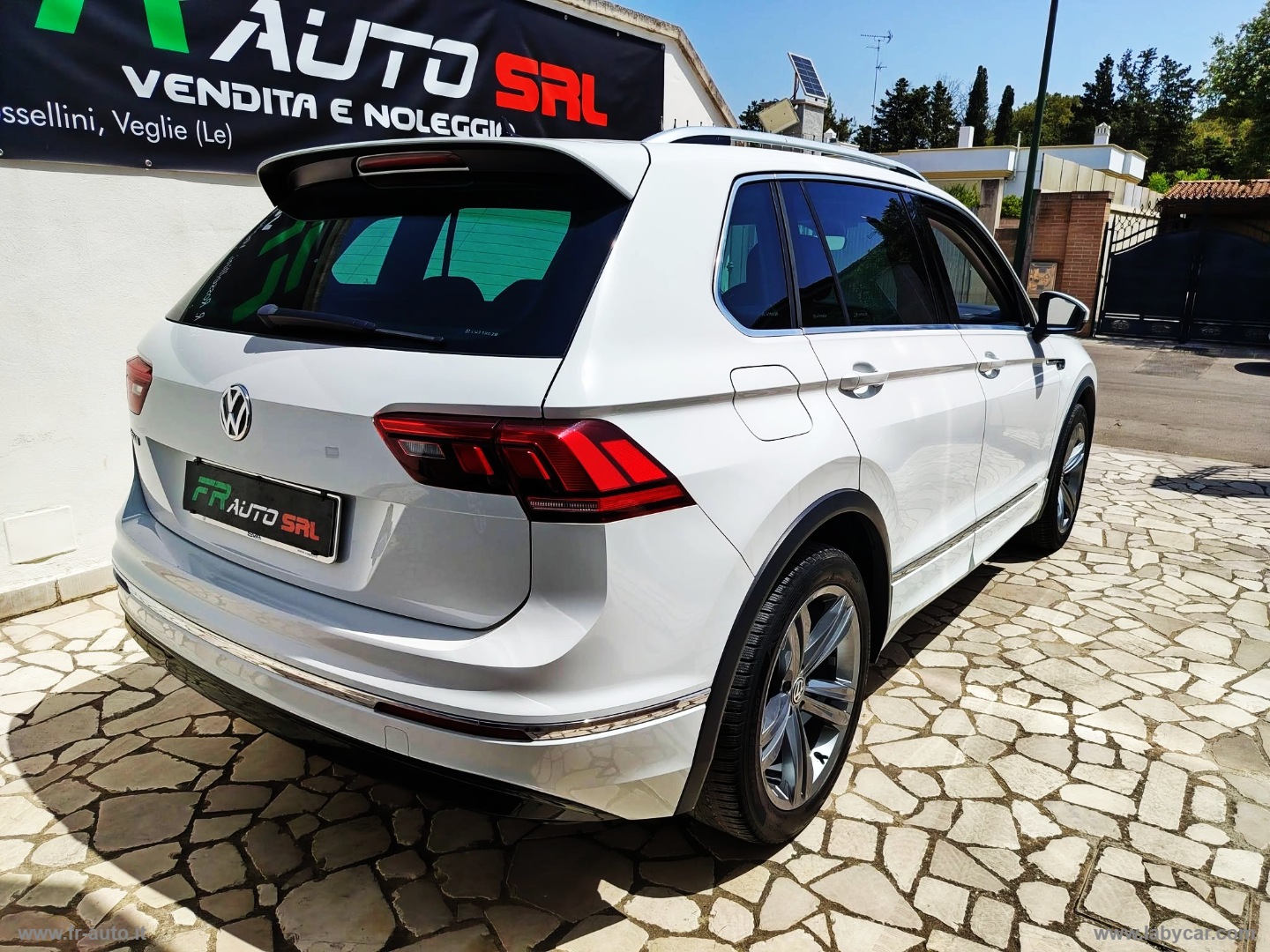 Tiguan 1.6 TDI Sport BMT - immagine 6