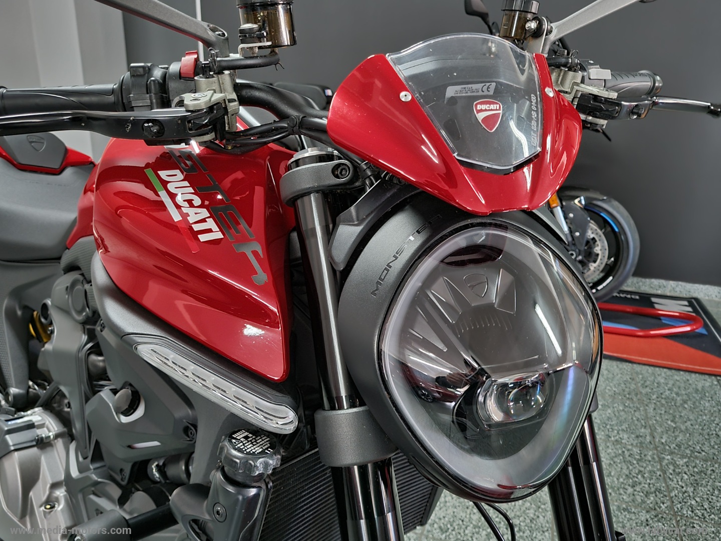 MONSTER 937 PLUS - immagine 6