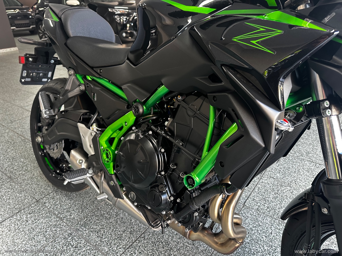 Z 650 Metallic Spark Black / Green - immagine 6