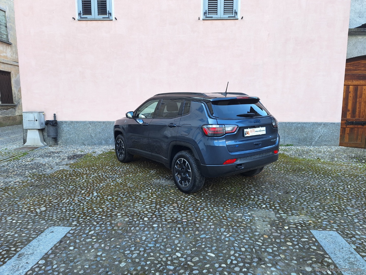 Compass 1.3 T4 240CV PHEV AT6 4xe TRAILHAWK - immagine 6