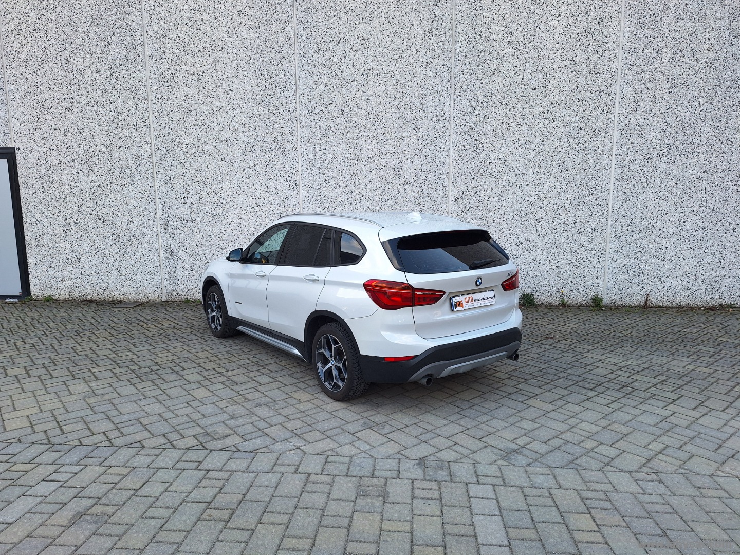 X1 xDrive20d xLine - immagine 6