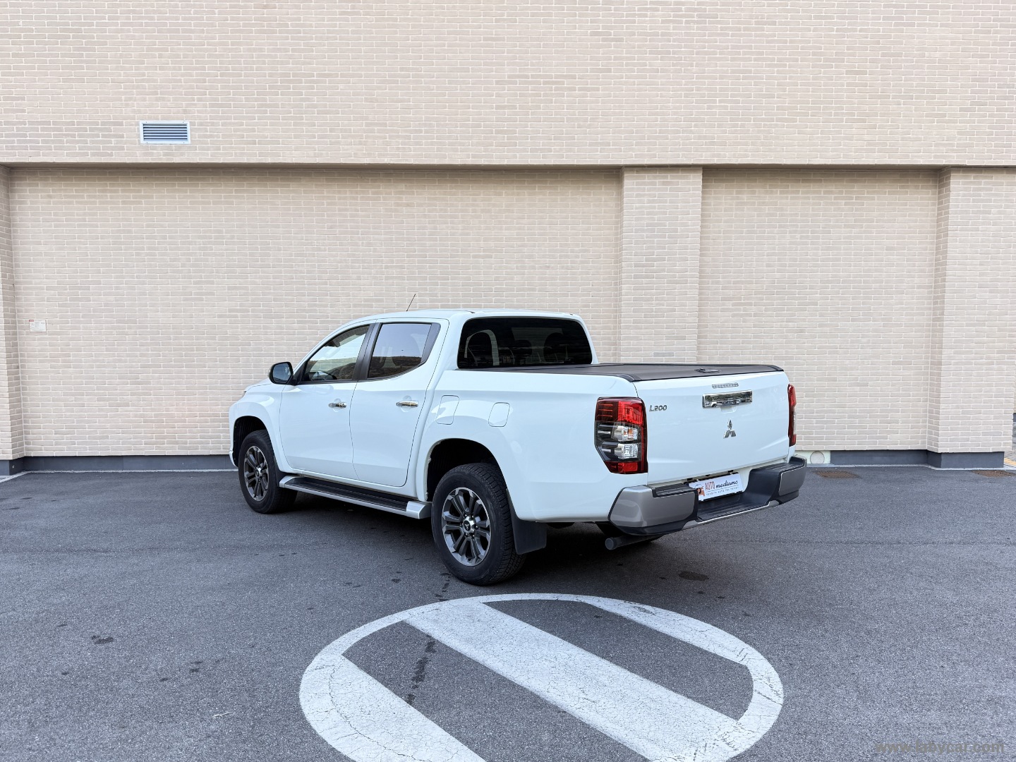 L200 2.3 D DoubleCab 4x4 RIDOTTE E BLOCCAGGIO - immagine 6