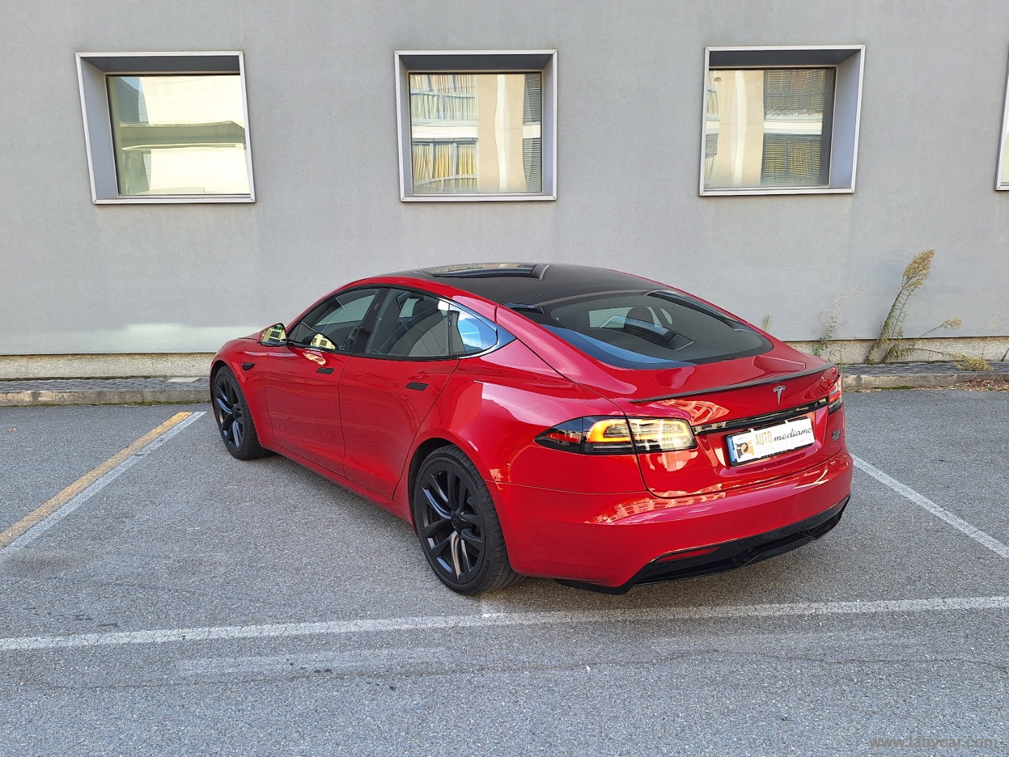 Model S Plaid 1020CV - immagine 6