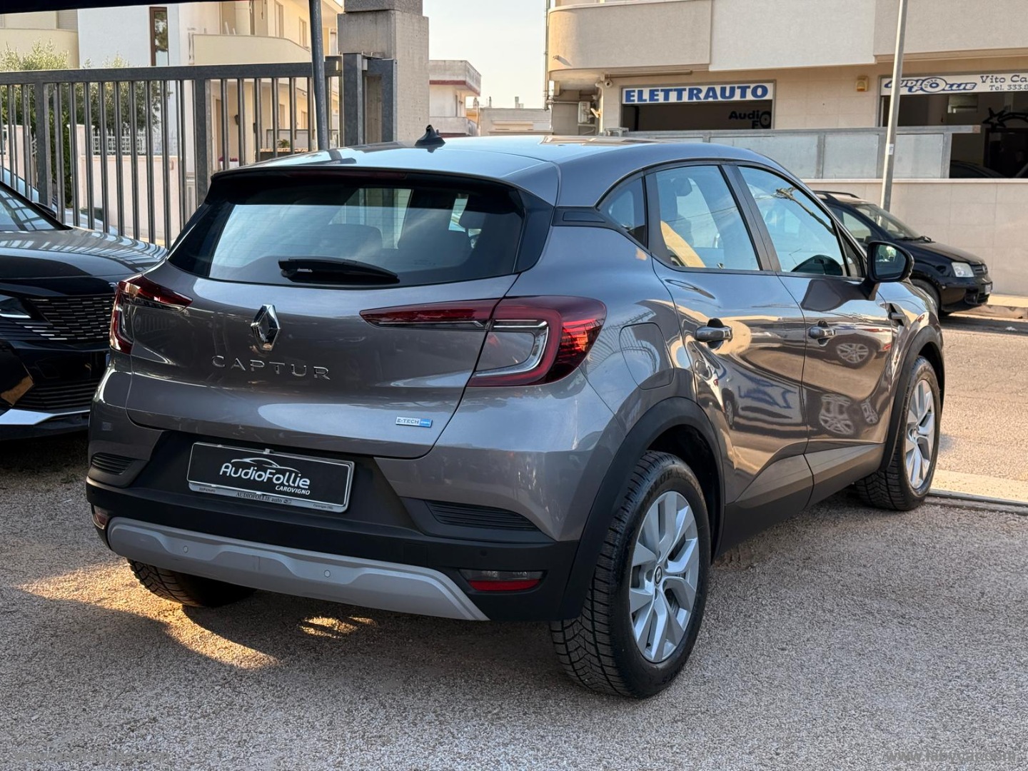 Captur Hybrid E-Tech 145 CV Business - immagine 6