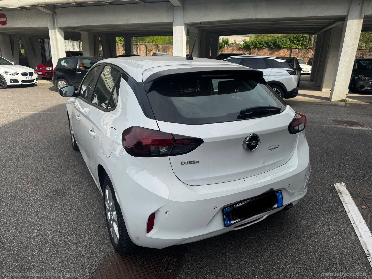 Corsa 1.5 D 100 CV Blitz Edition - immagine 6