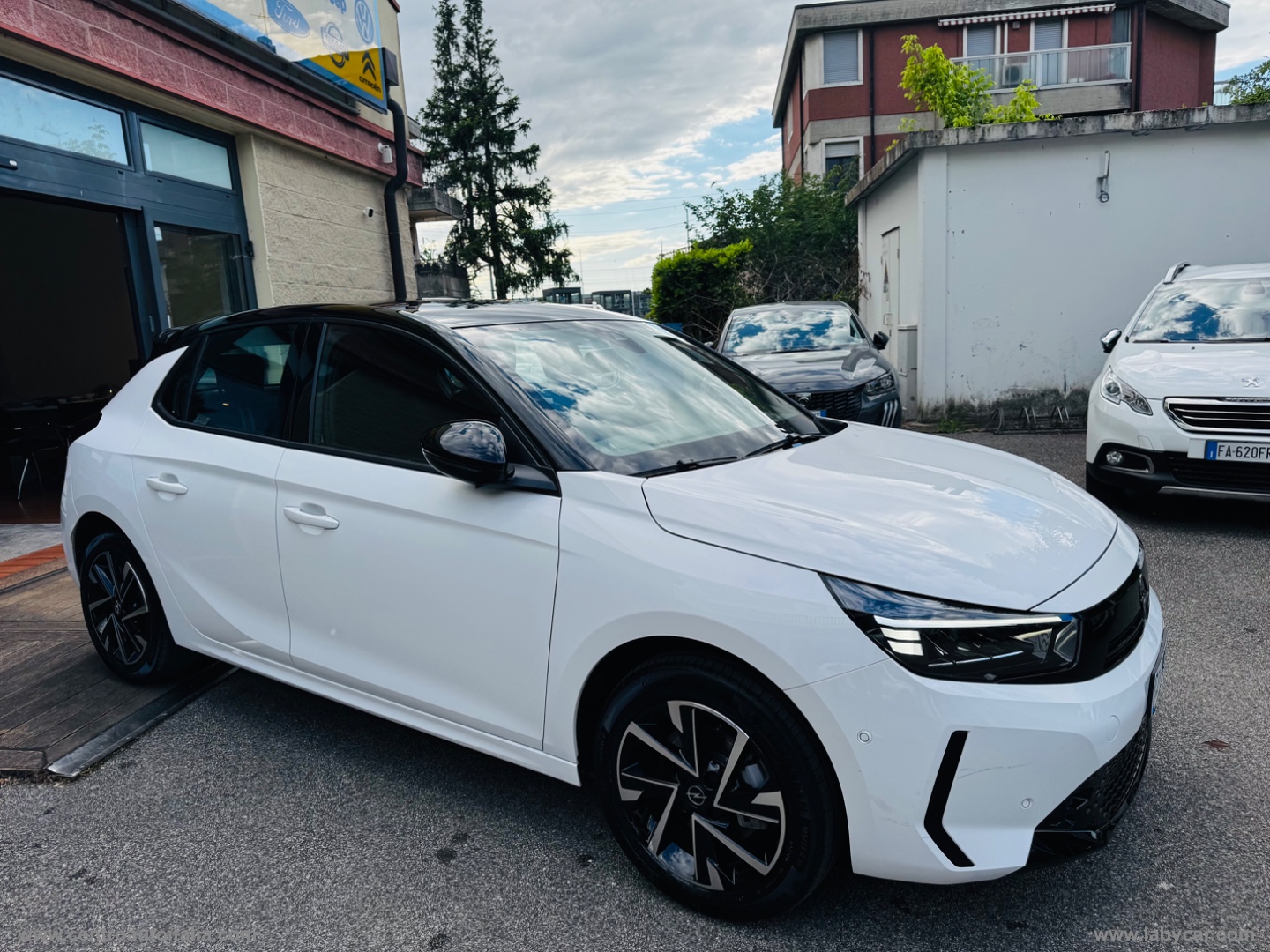 NUOVA Corsa 1.2 100 CV aut. GS - immagine 6