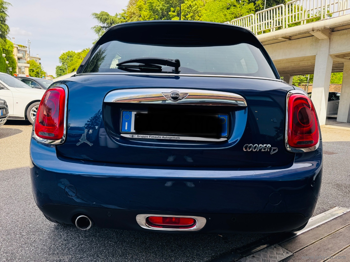Mini Cooper D Business XL 5 porte - immagine 6