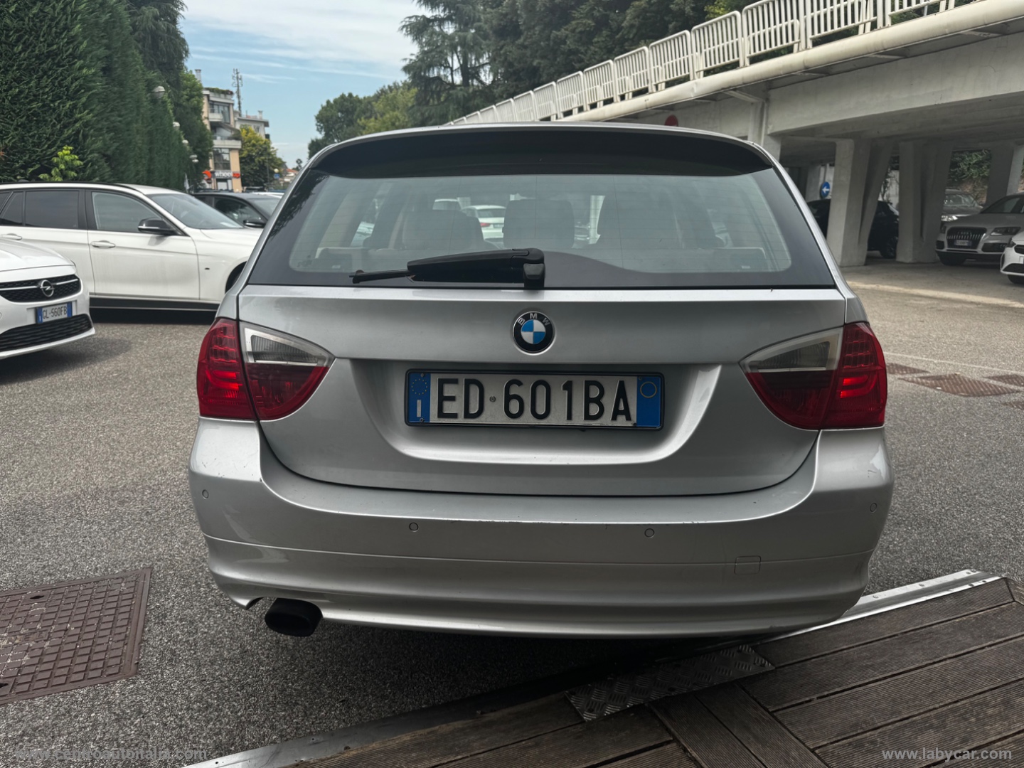 320d Touring Msport - immagine 6