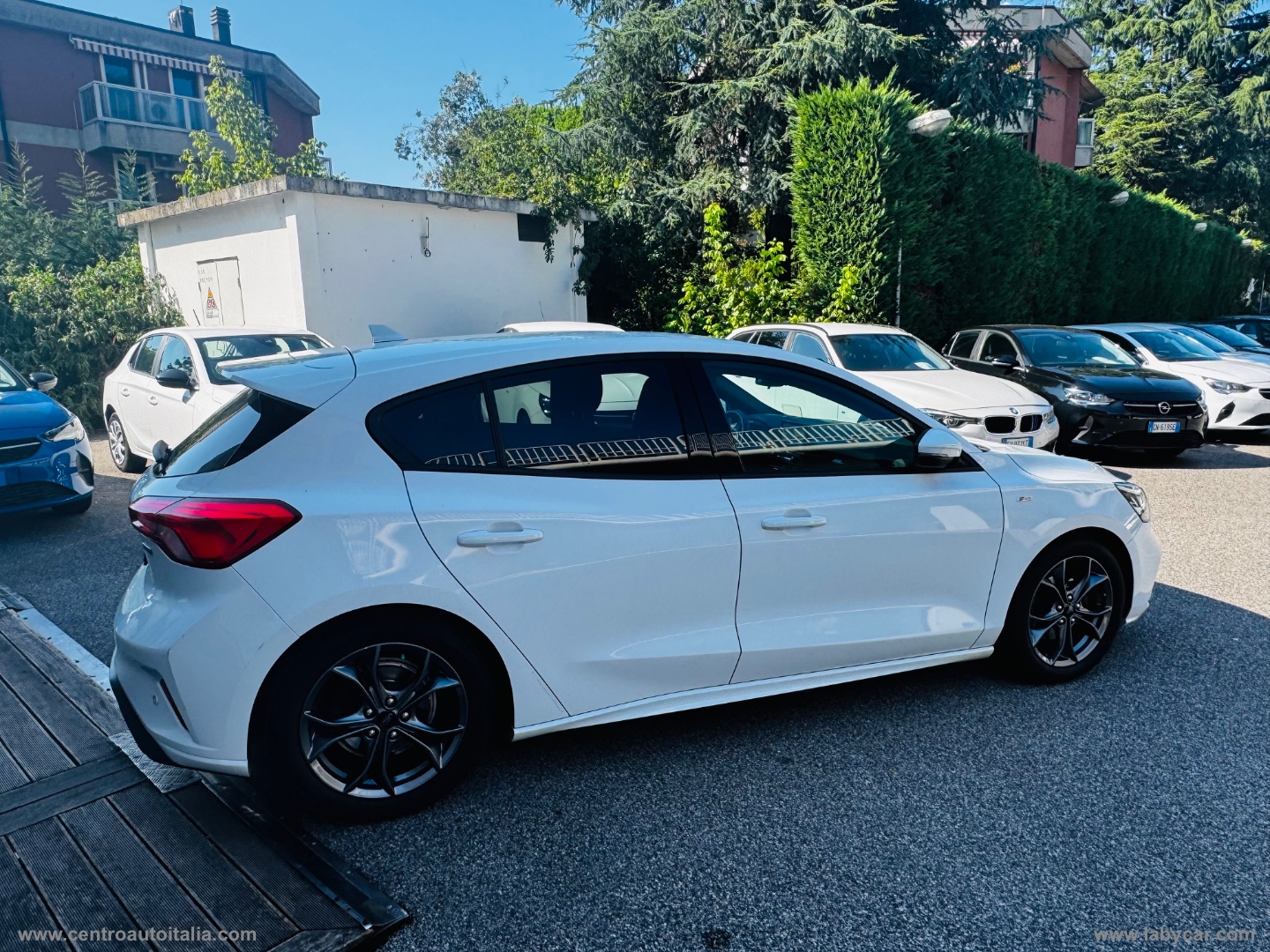 Focus 1.5 EcoBlue 120CV 5p. ST Line - immagine 6