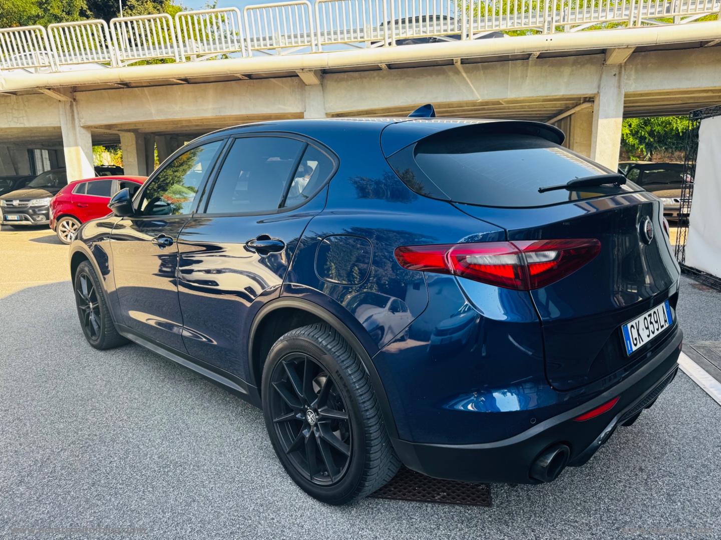 Stelvio 2.2 T.diesel 190 CV AT8 Q4 Exec. - immagine 6