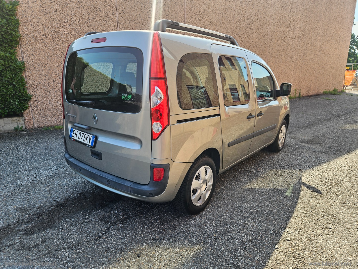 Kangoo 1.5 dCi 75 CV 5p. Attractive - immagine 6