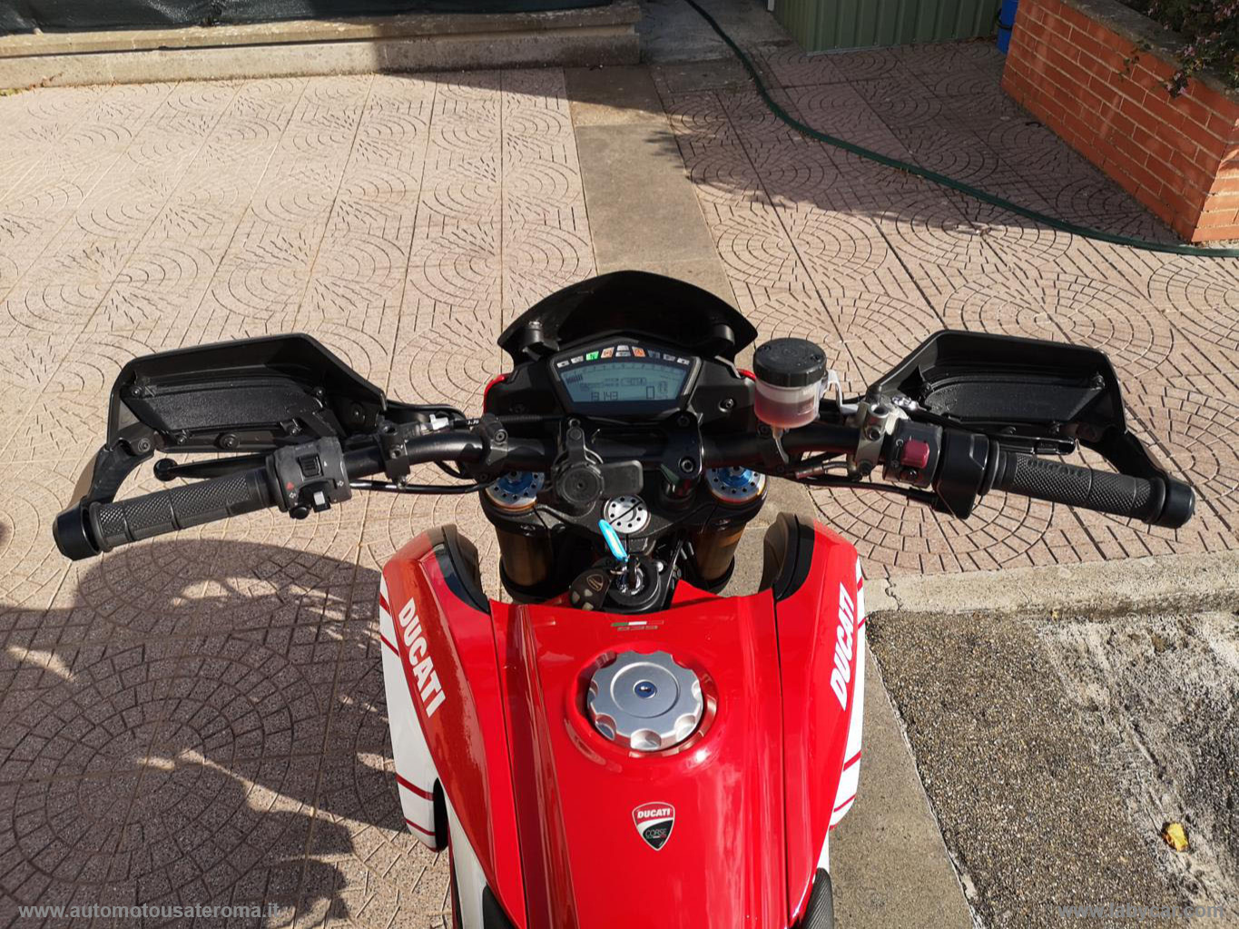 Hypermotard 939 SP RATE AUTO MOTO SCOOTER - immagine 6