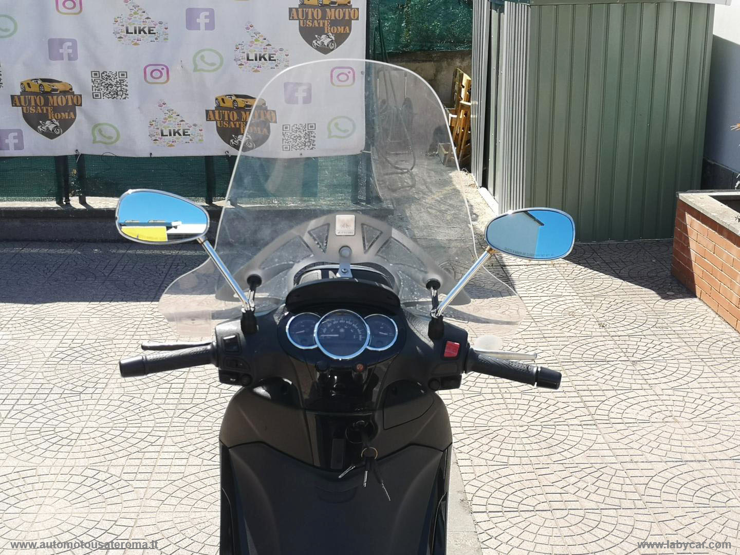 Beverly 300 I.E. POLICE ABS ASR RATE AUTO MOTO SCOOTER - immagine 6