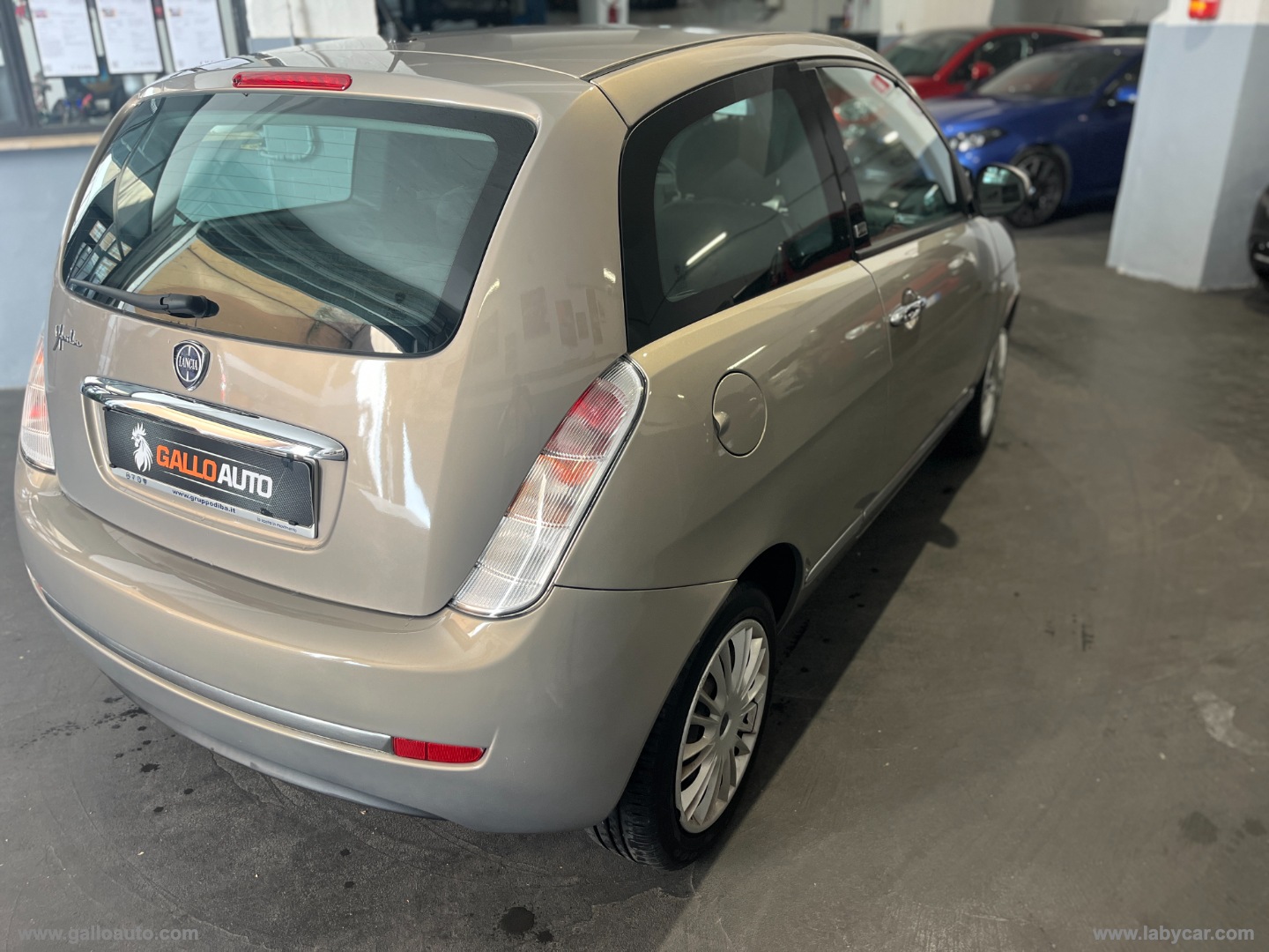 Ypsilon 1.2 69 CV Diva - immagine 6
