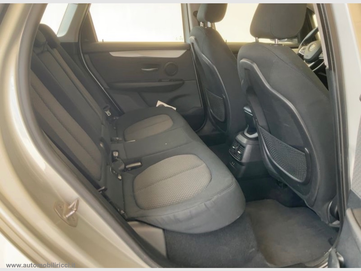 225XE ACTIVE TOURER 129.000KM - immagine 6