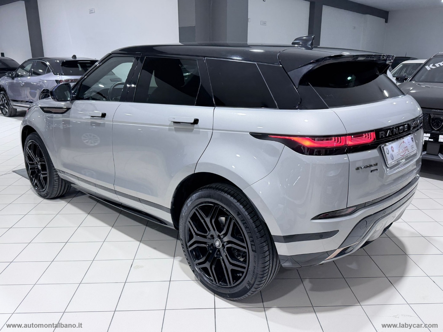 RR Evoque 2.0D L.Flw 150 AWD R-Dyn.HSE - immagine 6