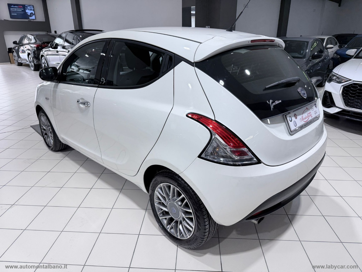 Ypsilon 1.2 69 CV 5p. GPL Ecochic Gold - immagine 6