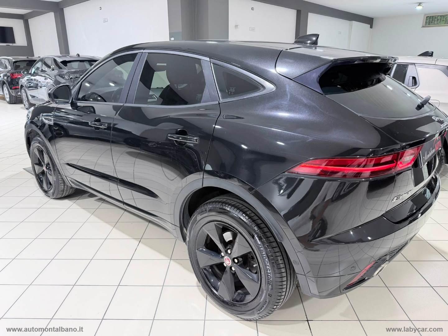 E-Pace 2.0D 150 CV AWD R-Dynamic SE - immagine 6
