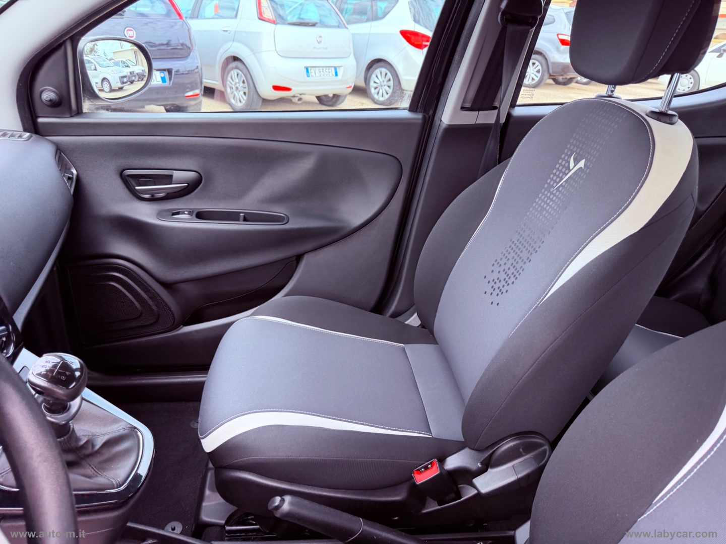 Ypsilon 1.2 69 CV 5p. Elefantino - immagine 6