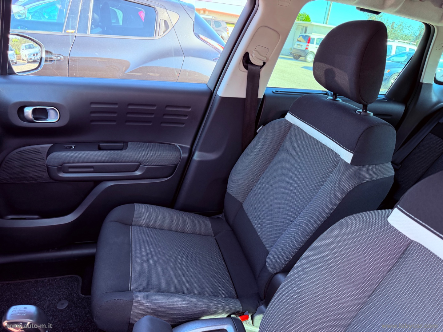 C3 Aircross BlueHDi 100 Shine - immagine 6