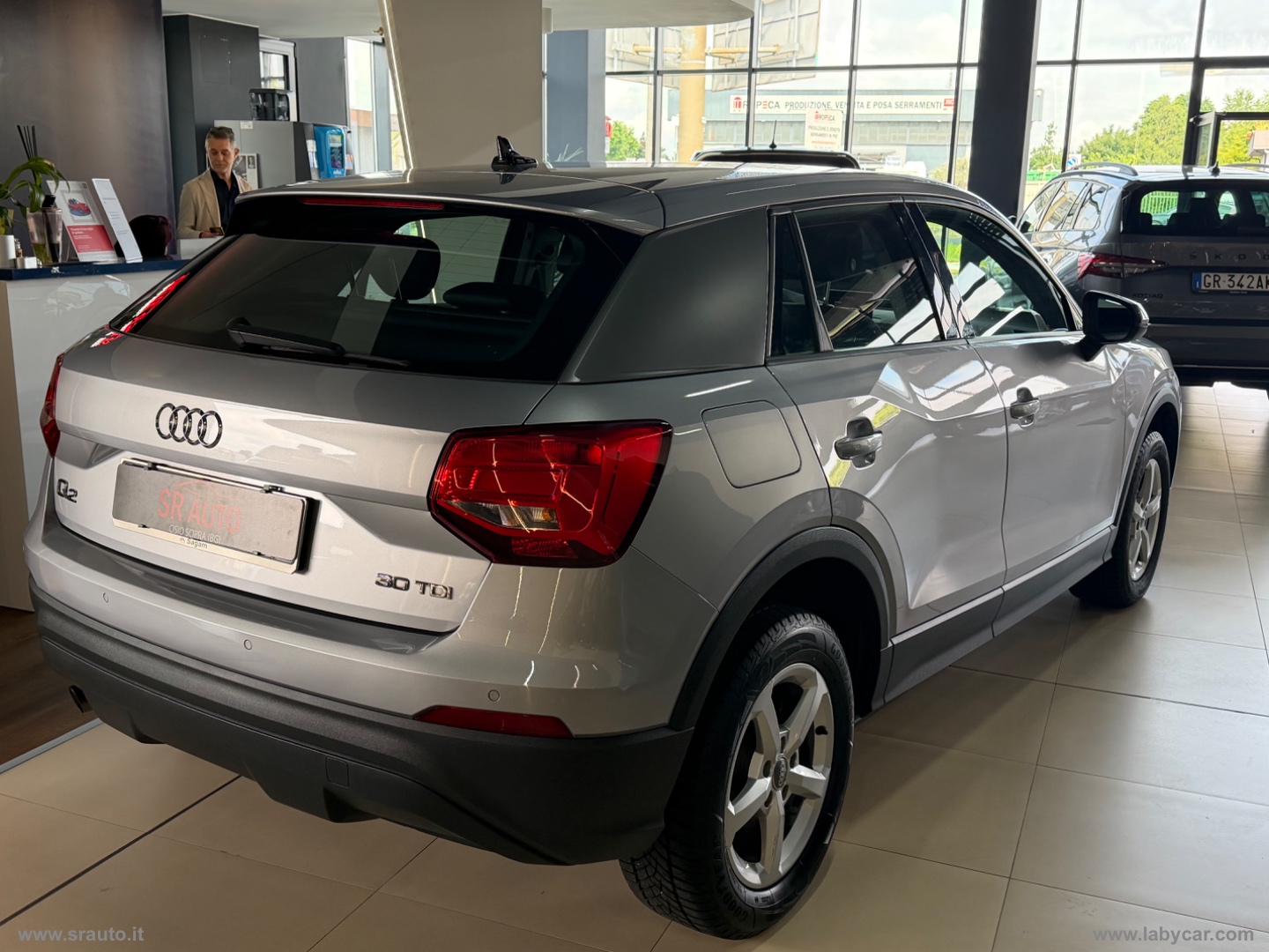 Q2 30 TDI S tronic Identity Black - immagine 6