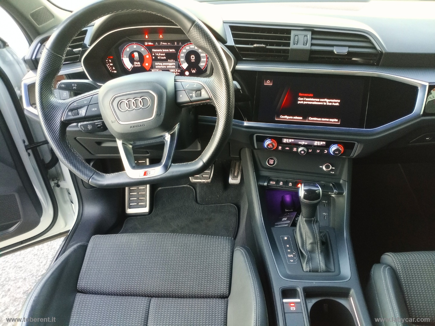Q3 SPB 35 TDI S tronic Identity Black - immagine 6