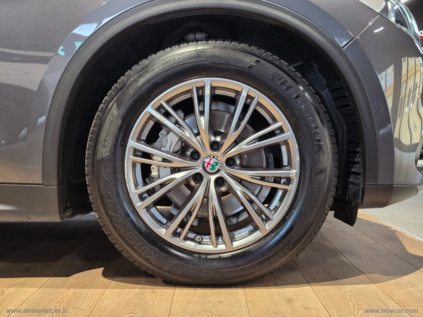 Stelvio 2.2 T.diesel 180CV AT8 RWD Exec. - immagine 6