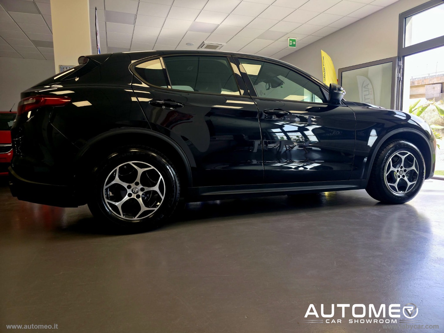 Stelvio 2.2 T.diesel 190 CV AT8 Q4 Bus. - immagine 6