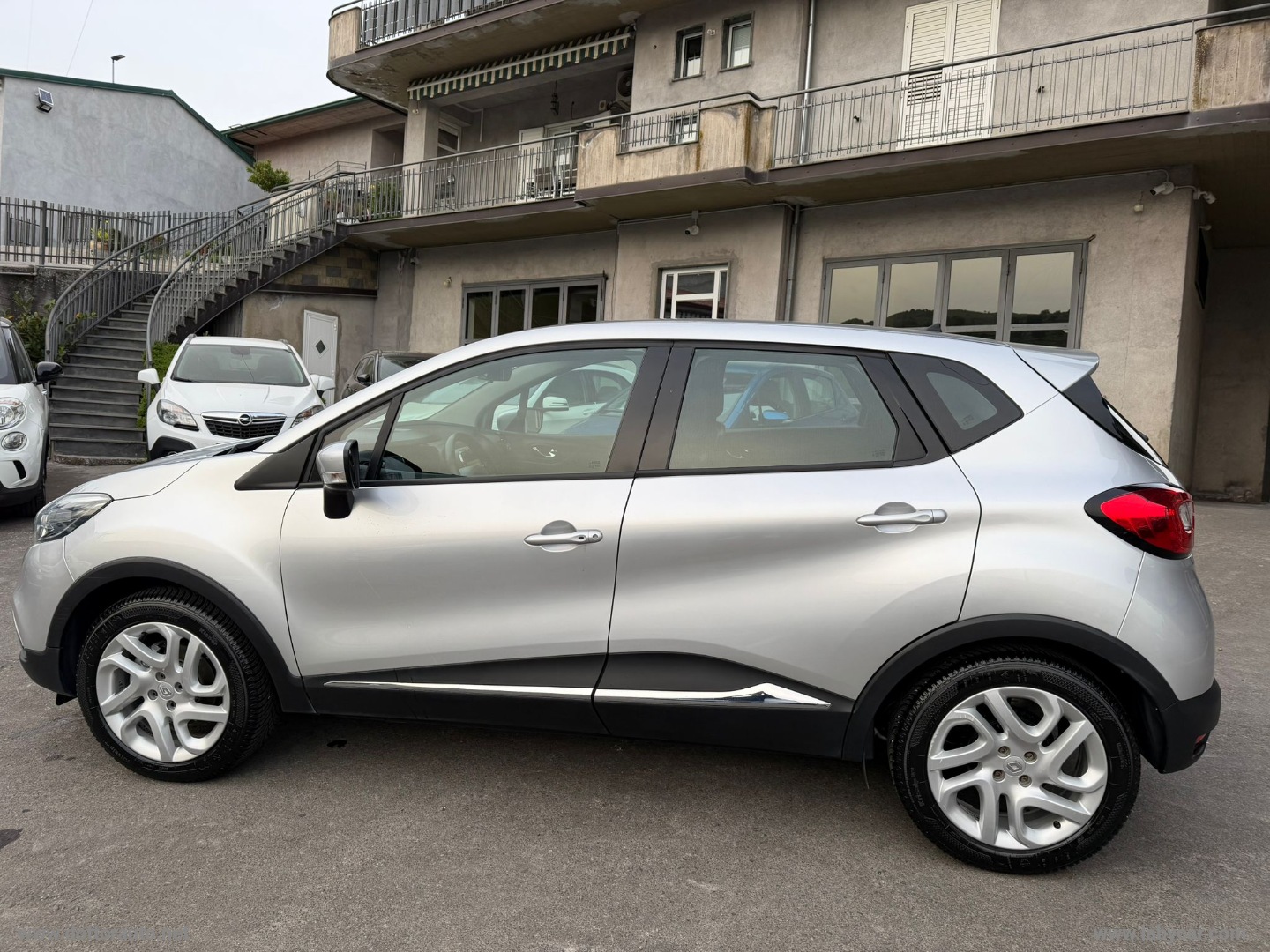 Captur 1.5 dCi 8V 90 CV S&S Ener. R-Link - immagine 6