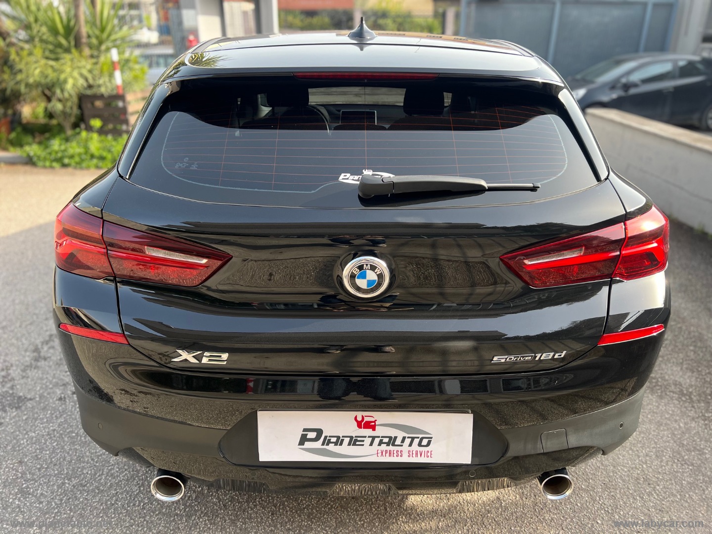 X2 xDrive18d Advantage - immagine 6
