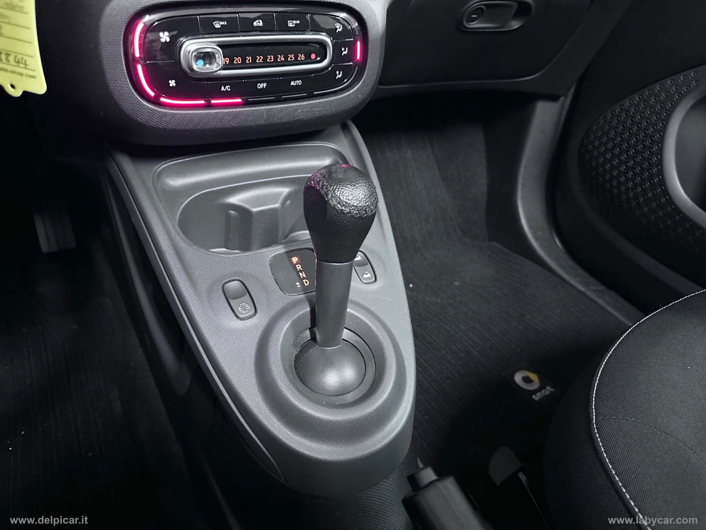 fortwo 90 0.9 T twinamic cabrio Passion - immagine 6