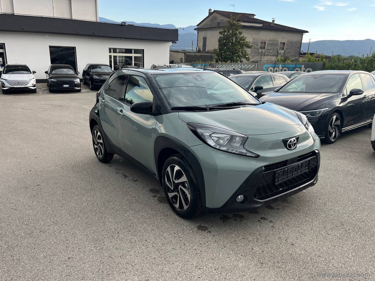 Aygo X 1.0 VVT-i 72 CV 5p. Lounge S-CVT - immagine 6