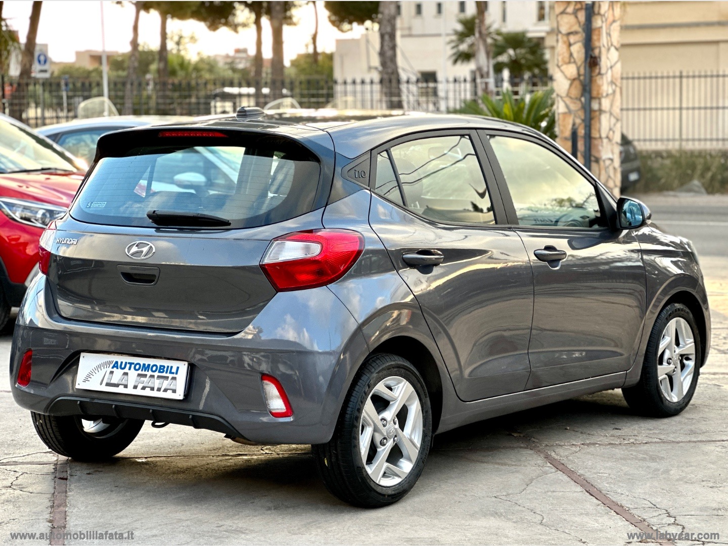 i10 1.0 MPI Tech 26.000 KM - immagine 6