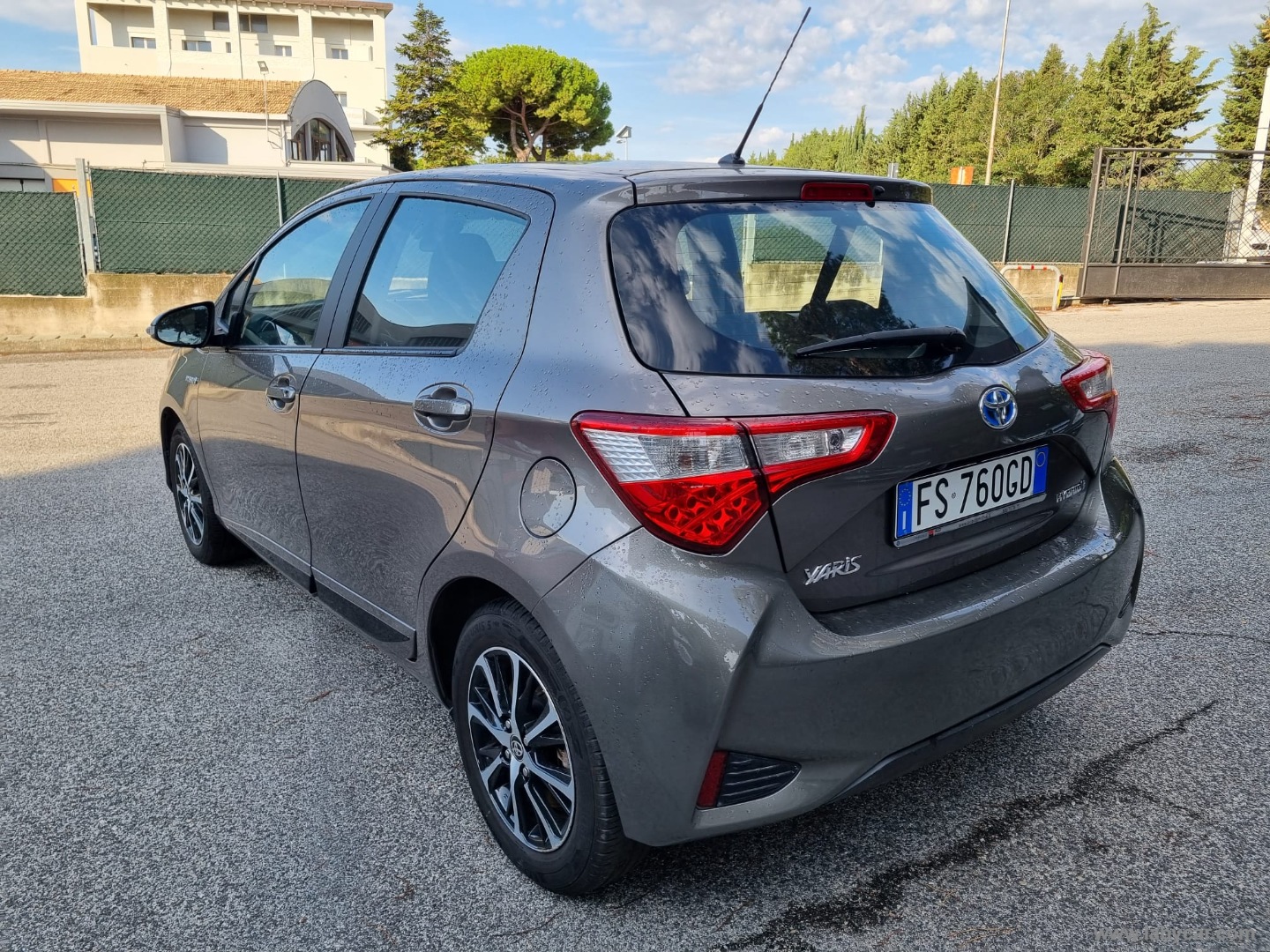 Yaris 1.5 Hybrid 5p. Active - immagine 6