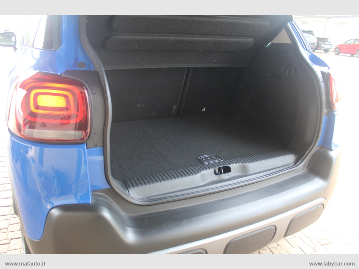 C3 Aircross BlueHDi Shine 110CV - immagine 7