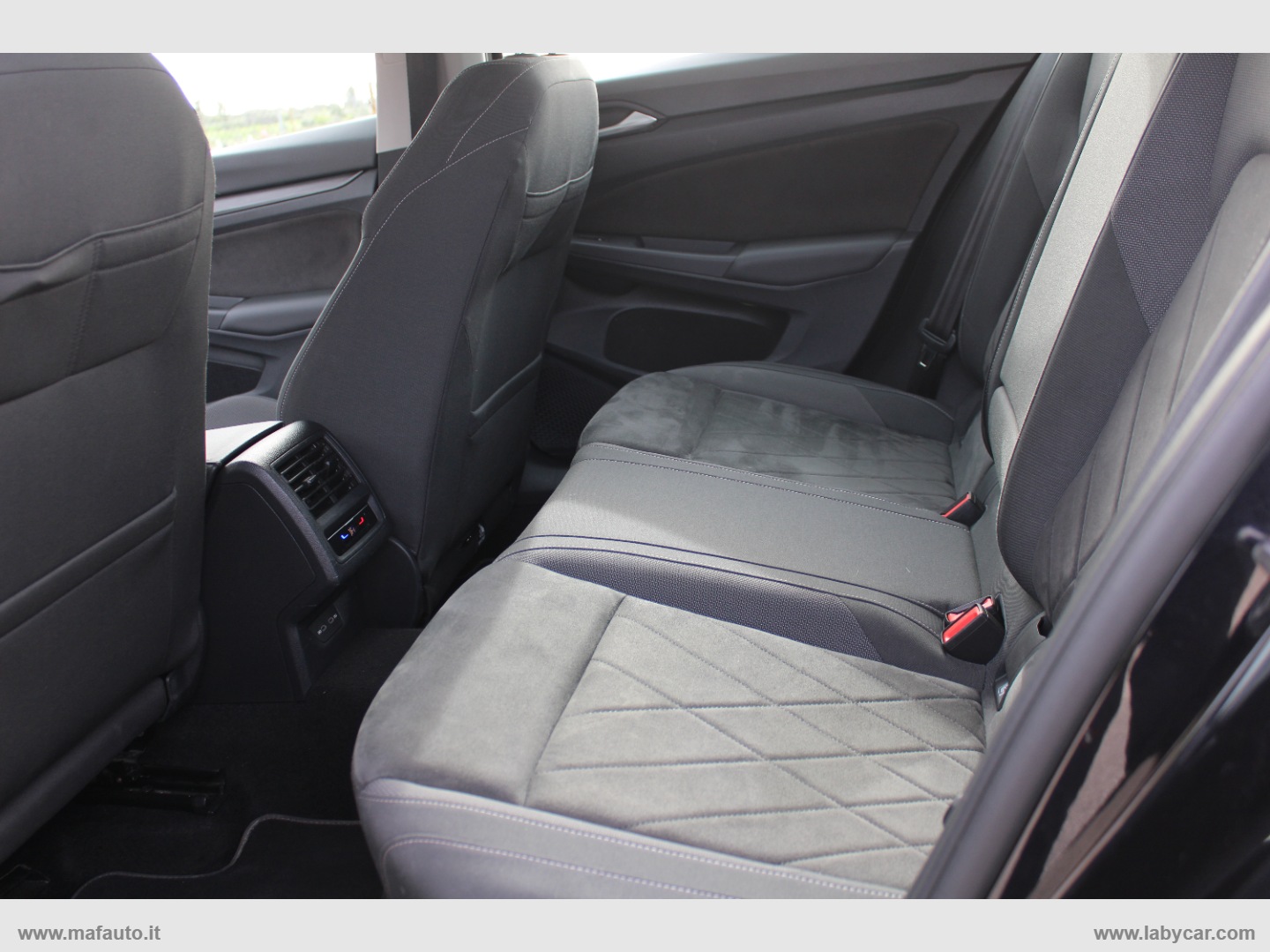 Golf Variant 2.0 TDI SCR DSG Style - immagine 7