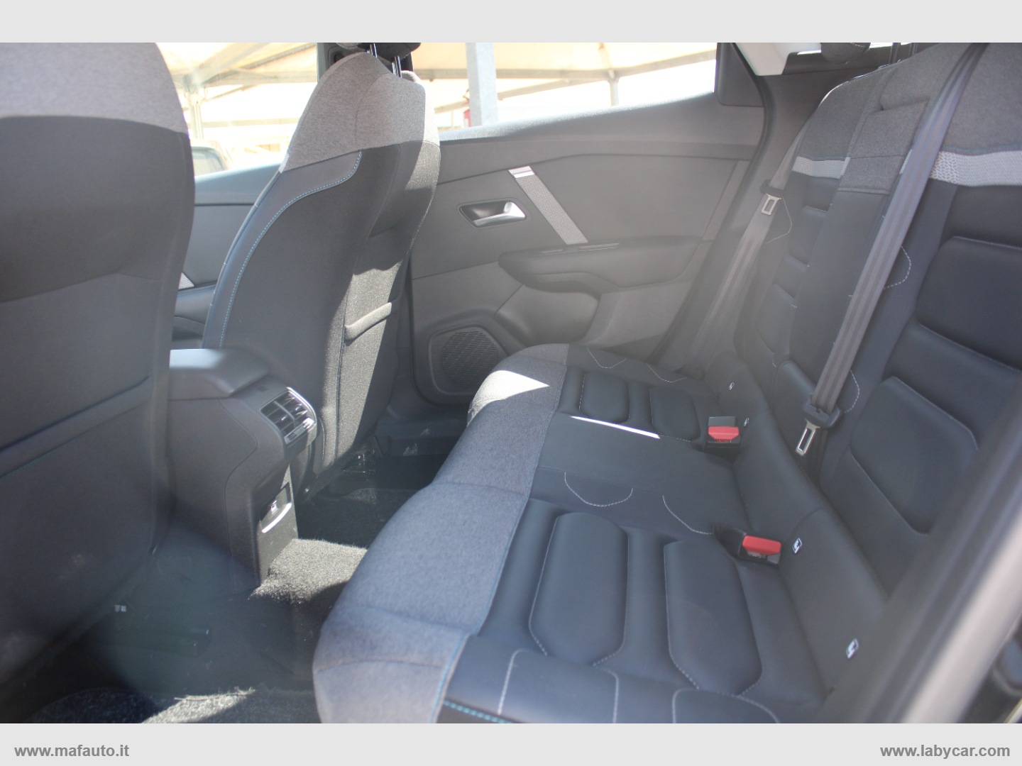 C4 BlueHDi 130 S&S EAT8 Shine - immagine 7