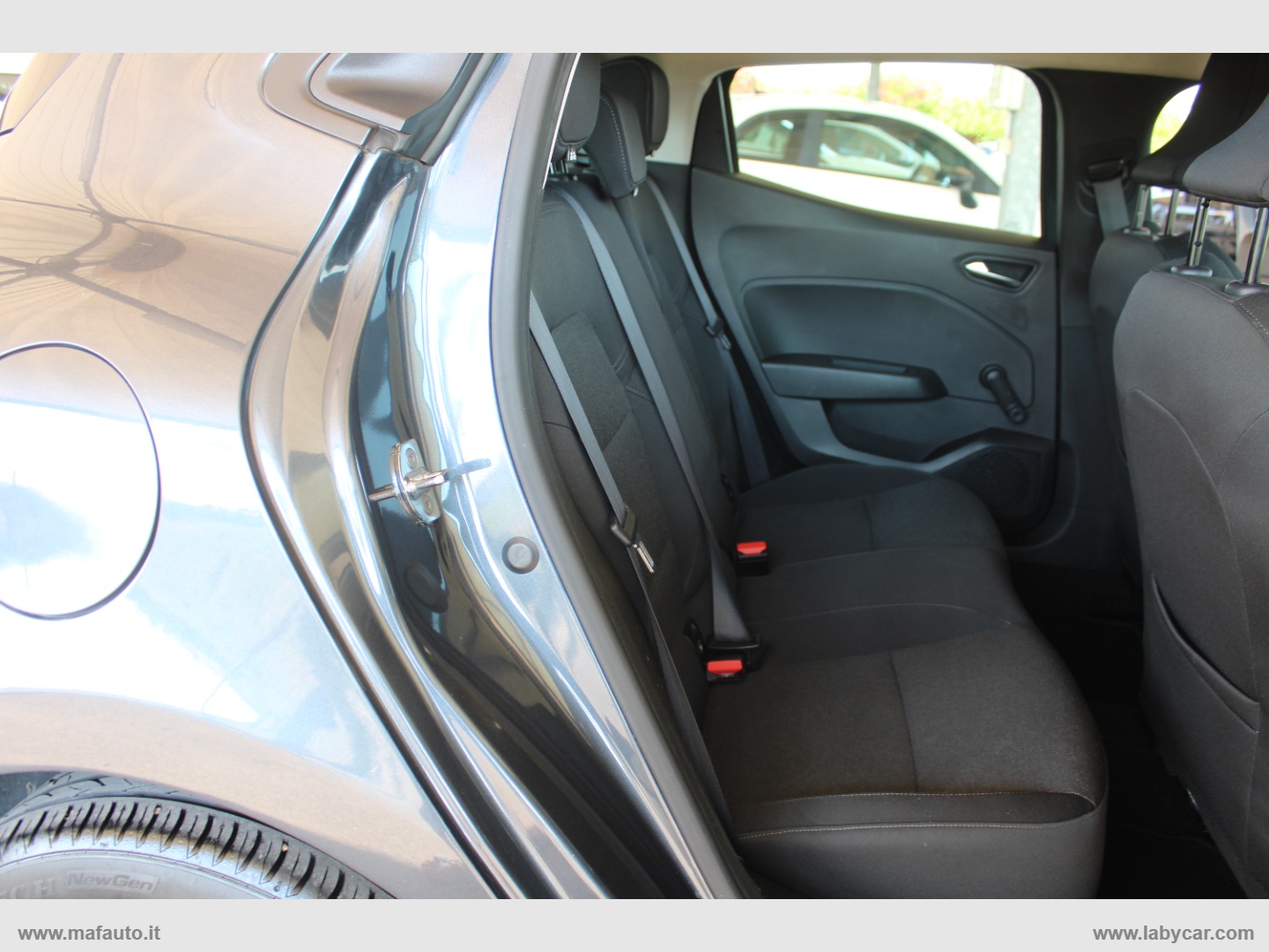 Clio Blue dCi 8V 100 CV 5p. Business - immagine 7