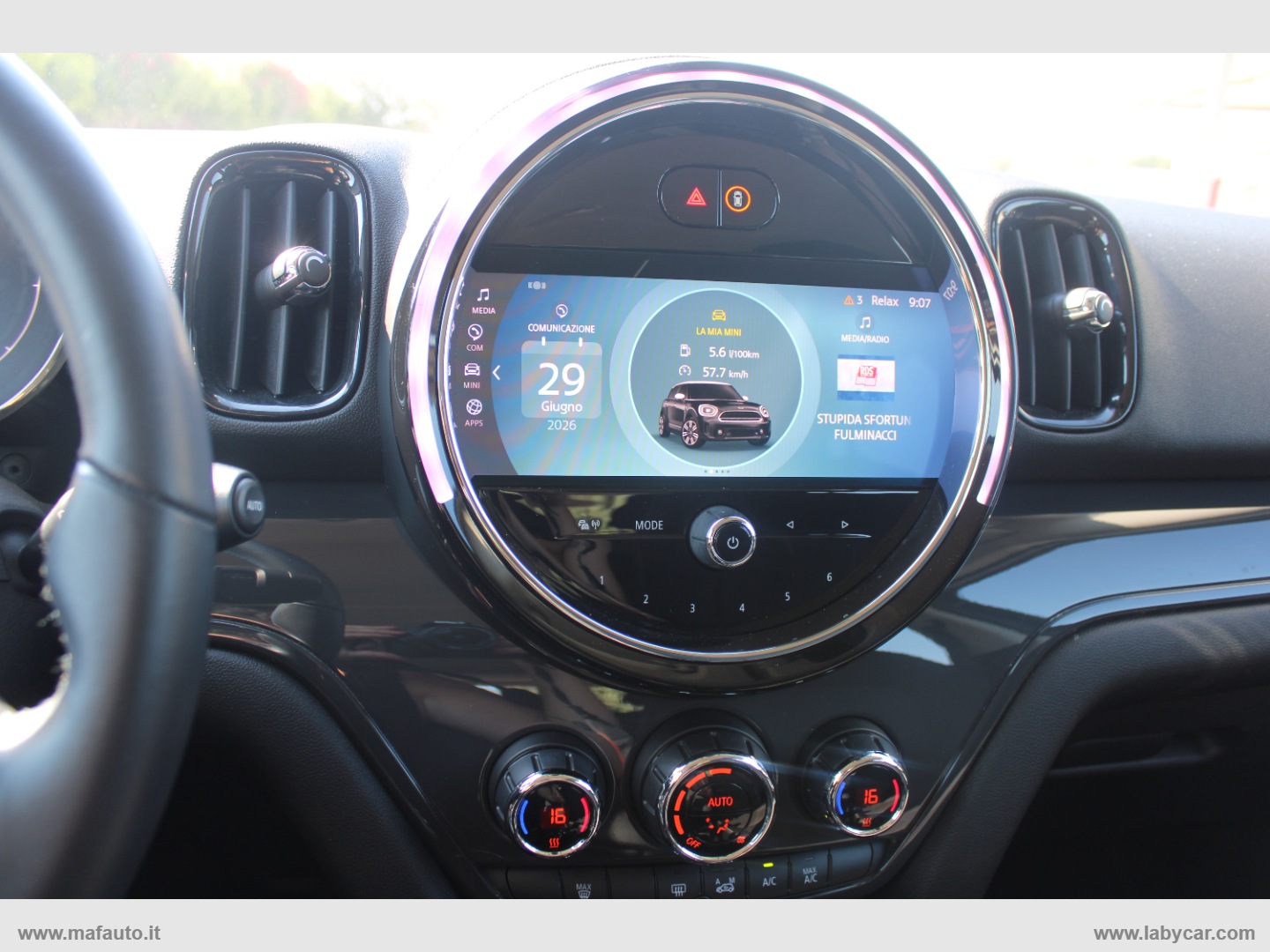 Mini Cooper D Essential Countryman - immagine 7