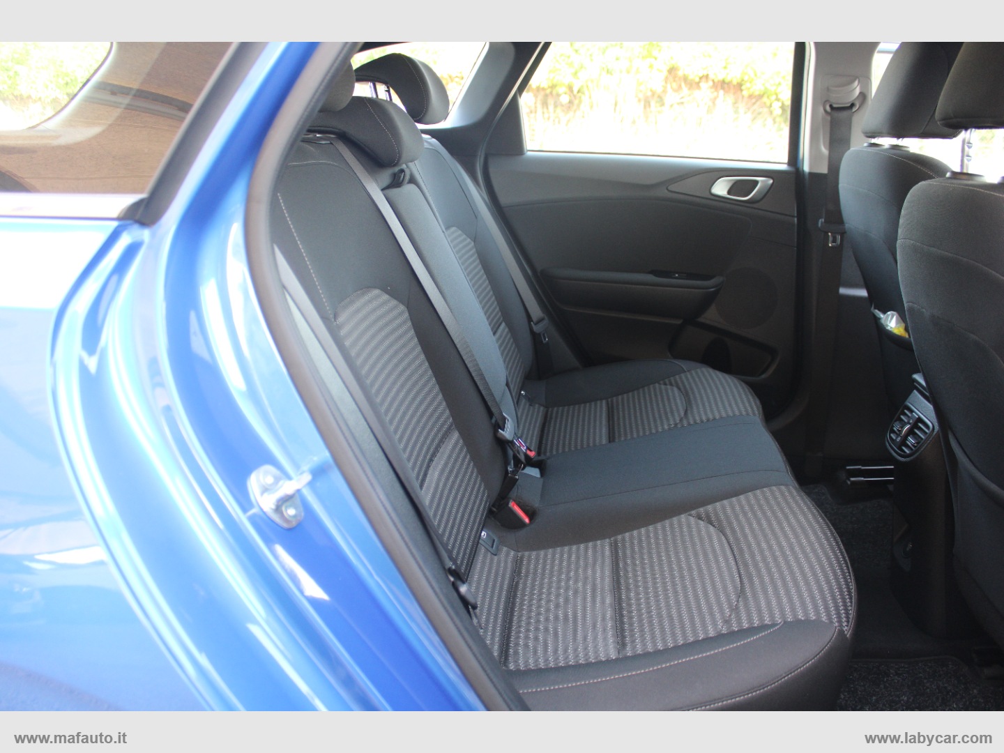 Ceed 1.6 CRDi 136 CV MHEV DCT SW Busin. - immagine 7
