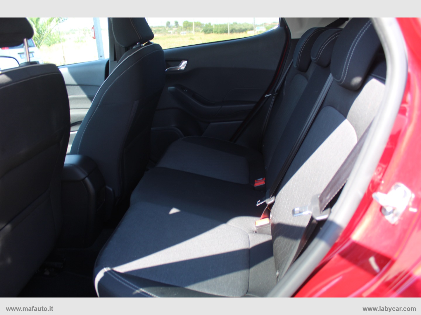 Fiesta Active 1.0 Ecoboost 100 CV - immagine 7