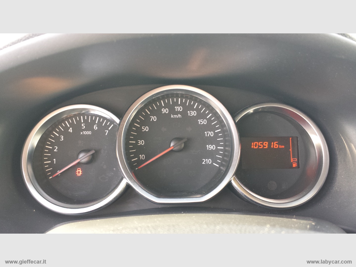 Sandero 1.0 SCe 12V 75 CV Lauréate - immagine 7