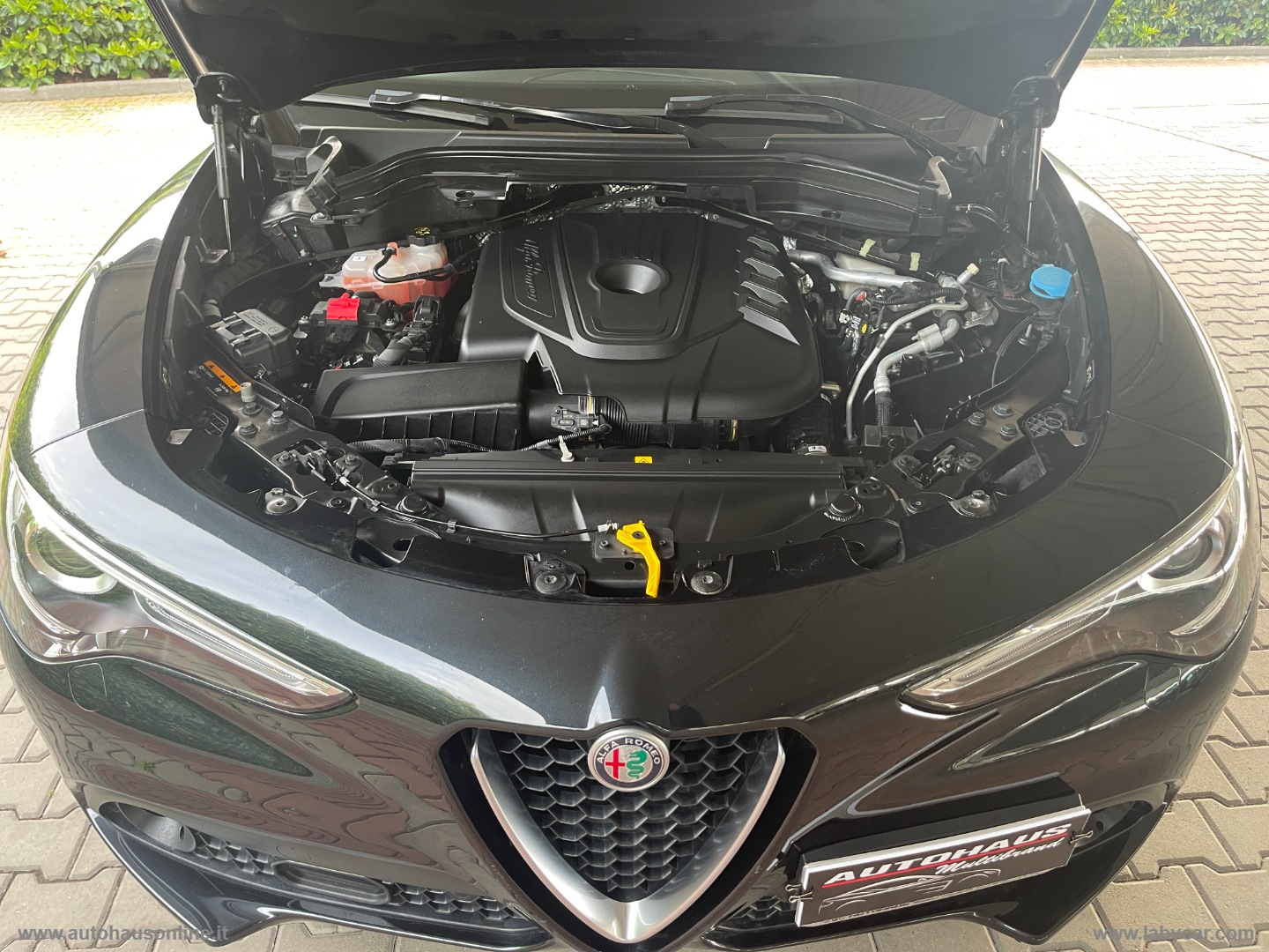 Stelvio 2.2 T.diesel 190CV AT8 RWD Exec. - immagine 7