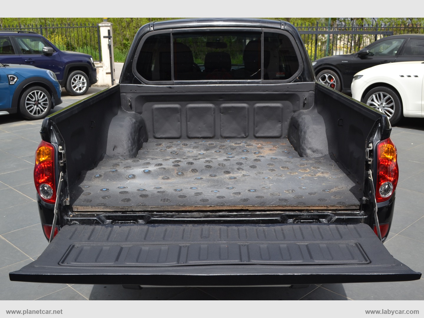L200 2.5 DI-D DC Invite - immagine 7