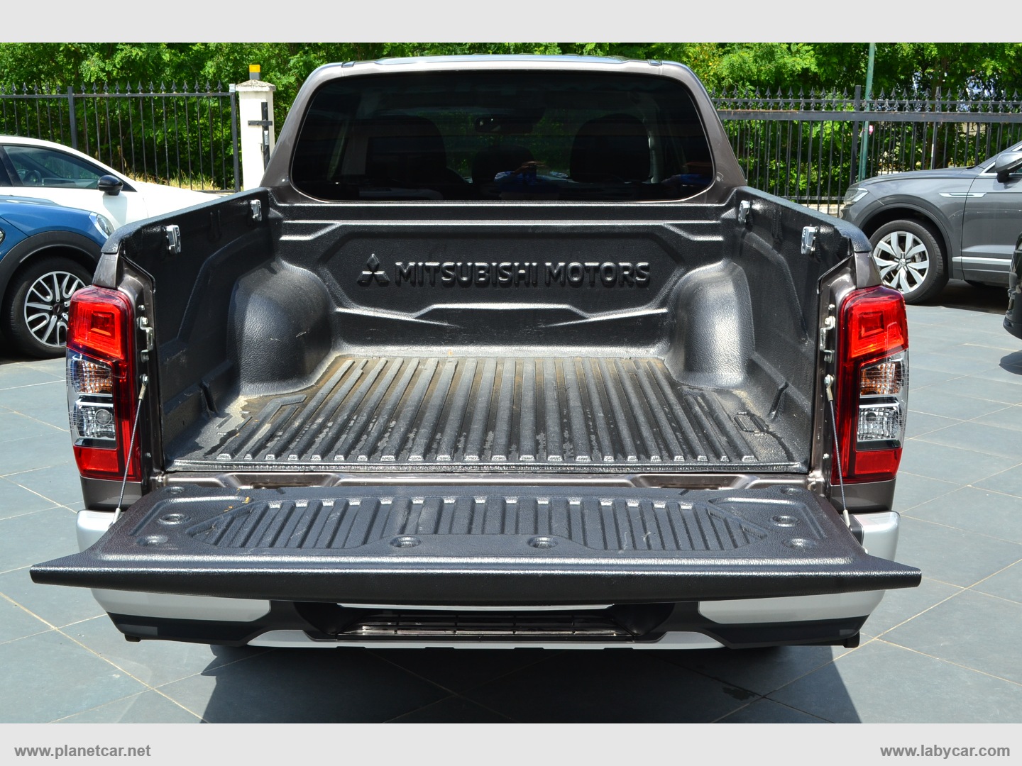 L200 2.3 D DoubleCab 4x4 Sup.Sel.Intense - immagine 7