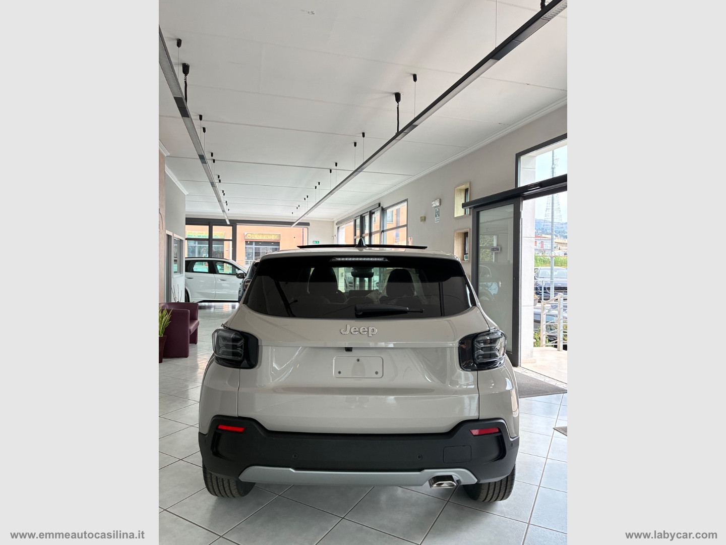 Avenger 1.2 Turbo 110CV e-Hybr. Summit - immagine 7