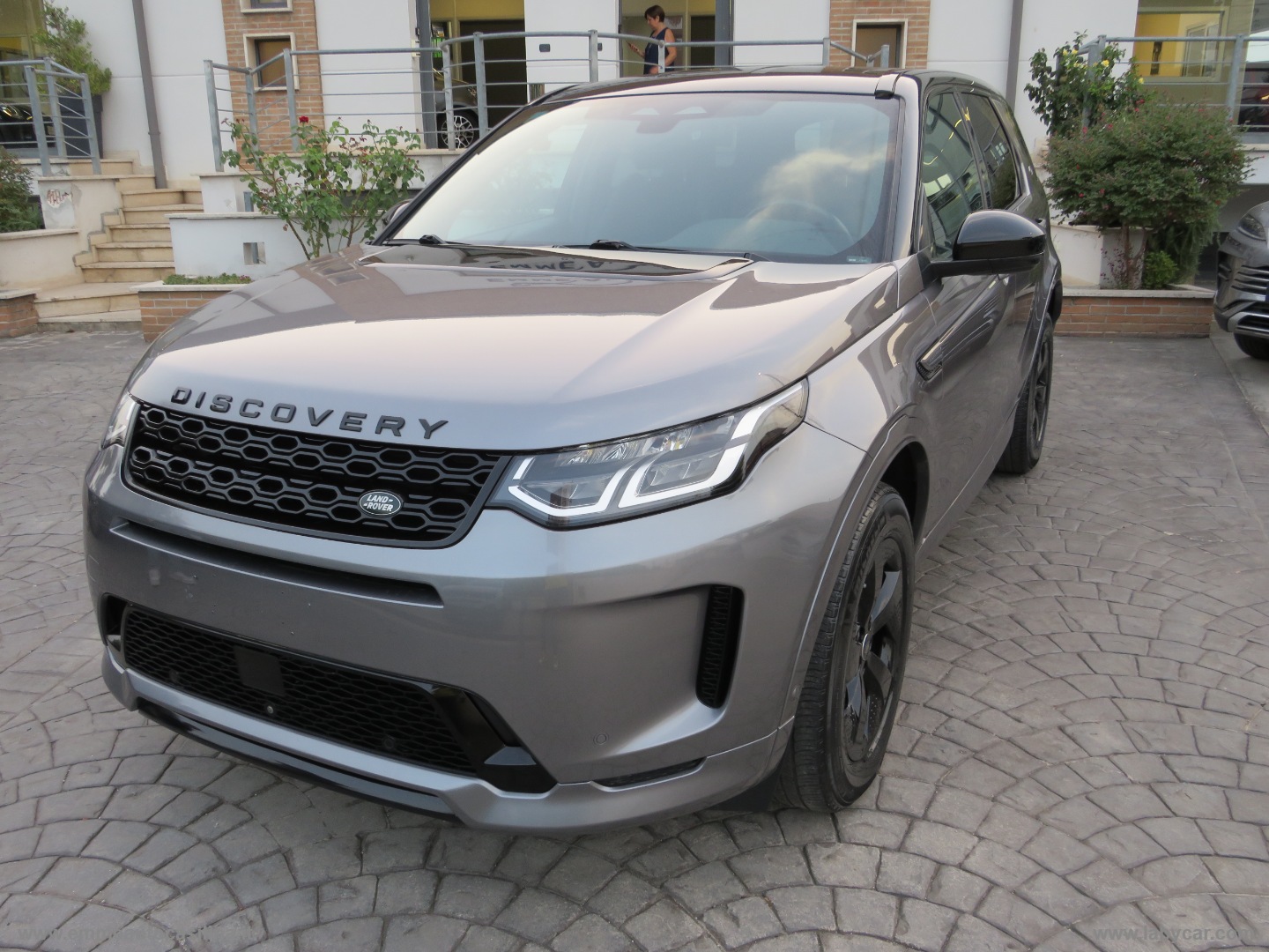 Discovery Sport 2.0 TD4 163 CV R-Dyn. - immagine 7